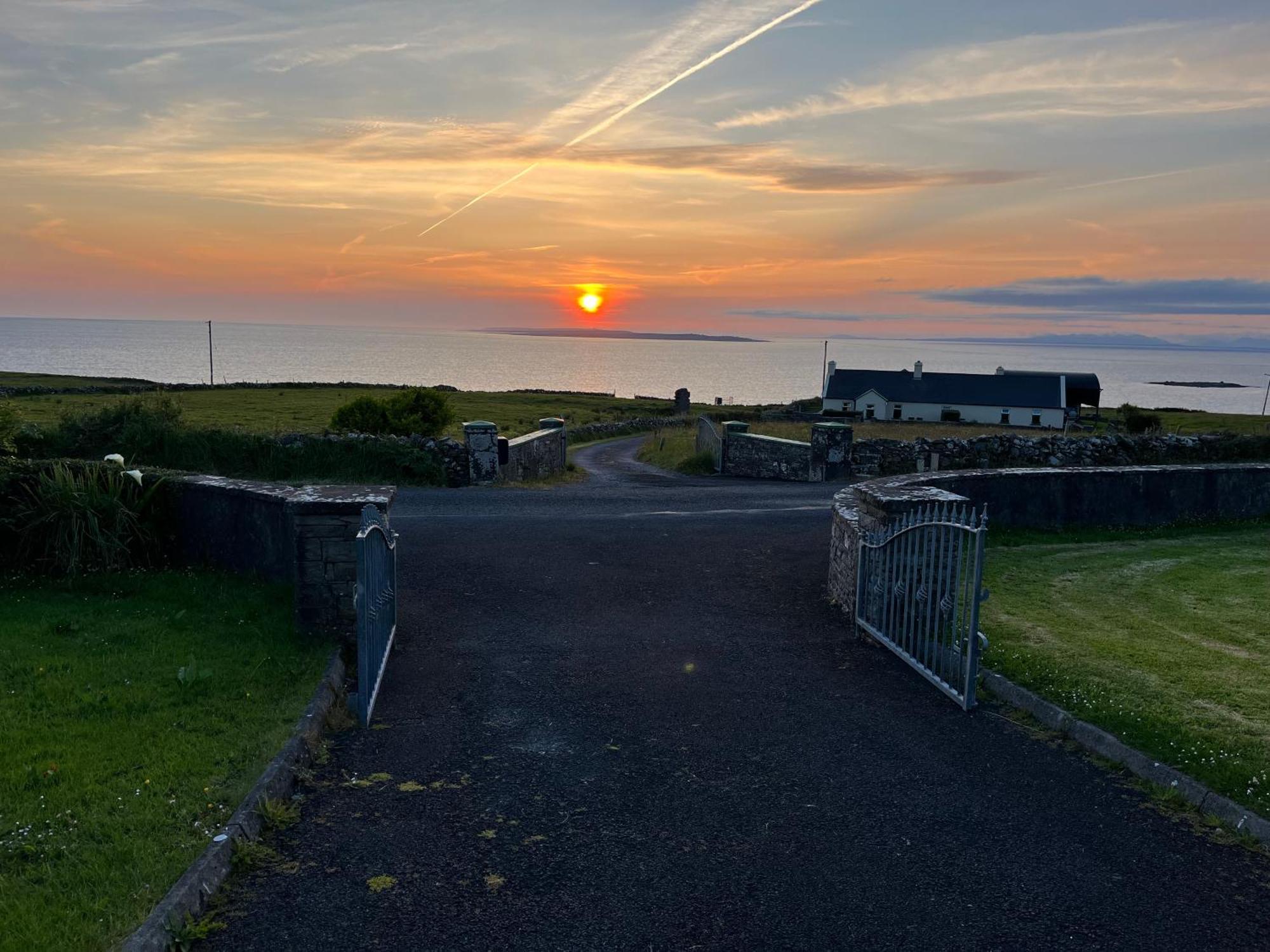 Ocean View Doolin Villa Exteriör bild